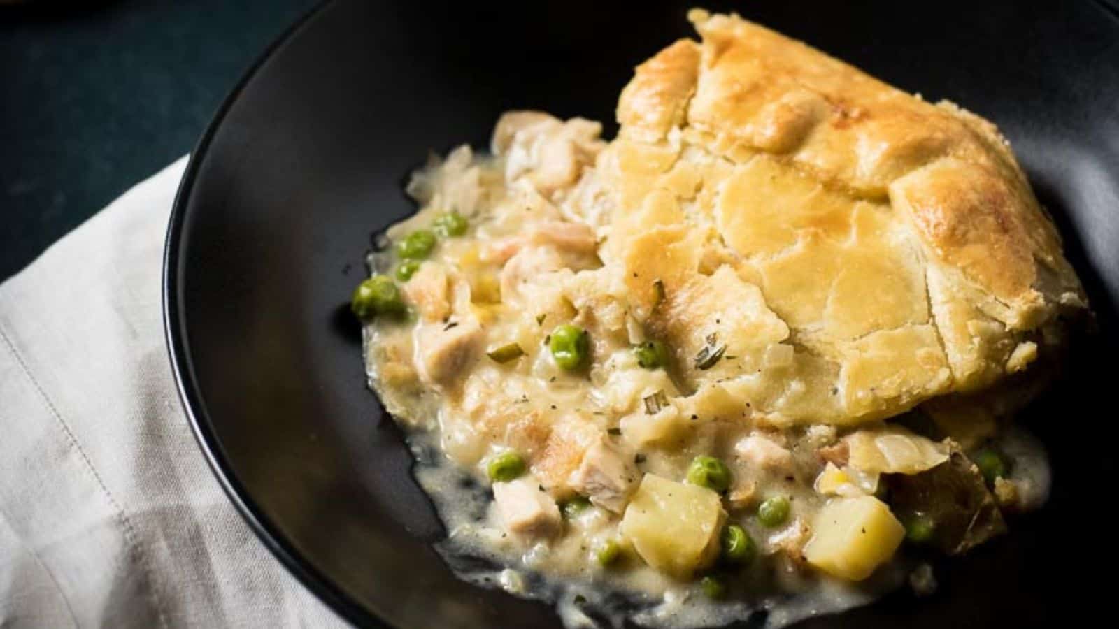 close up on chicken pot pie