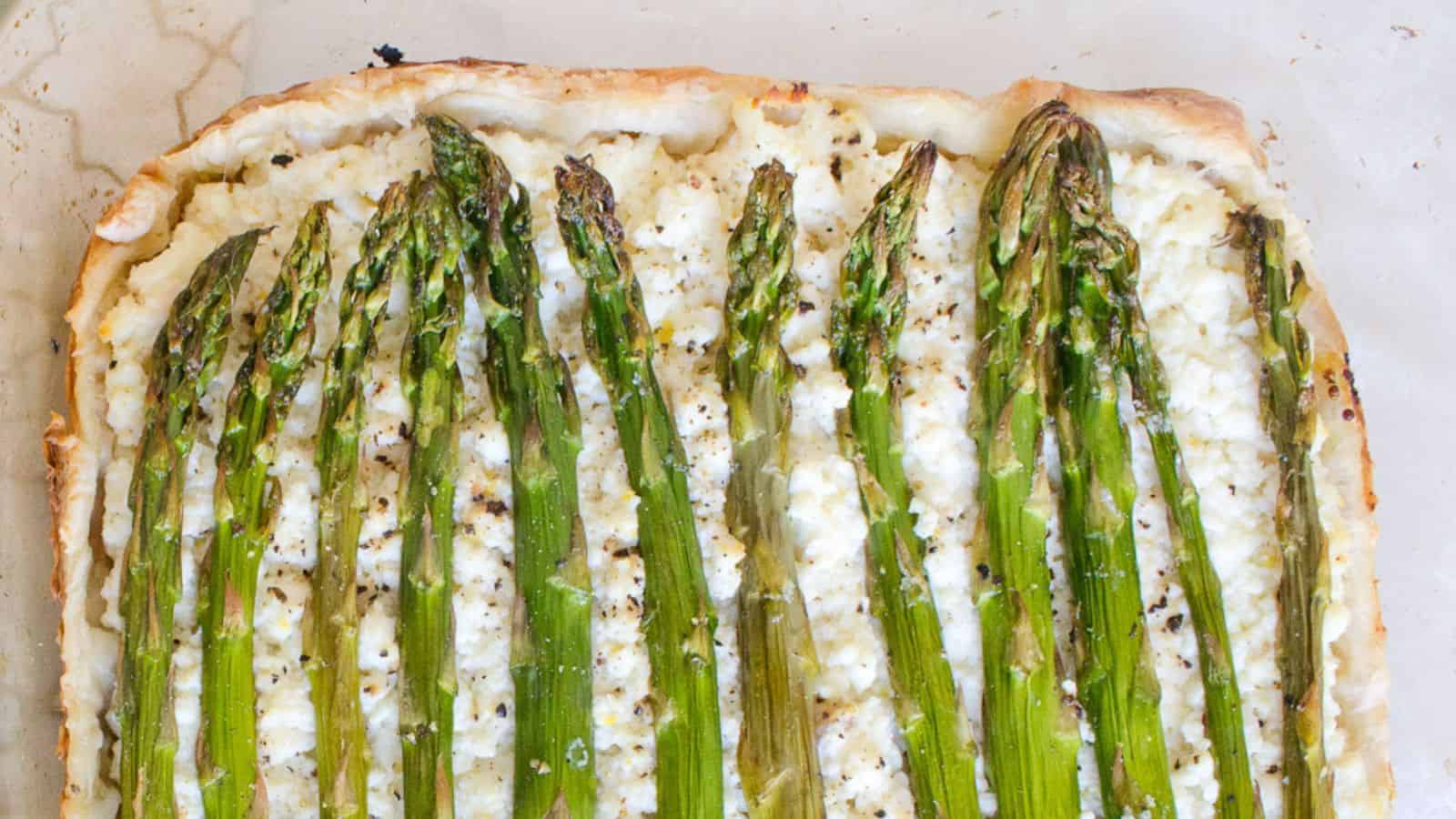 Baked asparagus and ricotta tart.